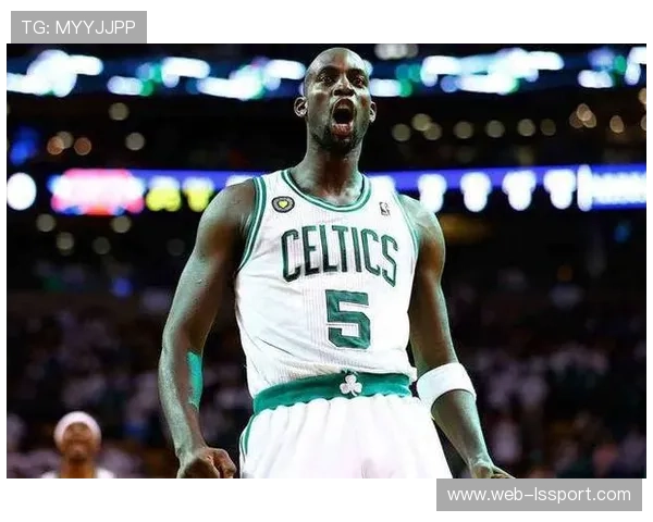 怀特季前赛助攻榜第五 盖帽榜居首表现亮眼 怀特季前赛助攻榜第五 盖帽榜居首表现亮眼